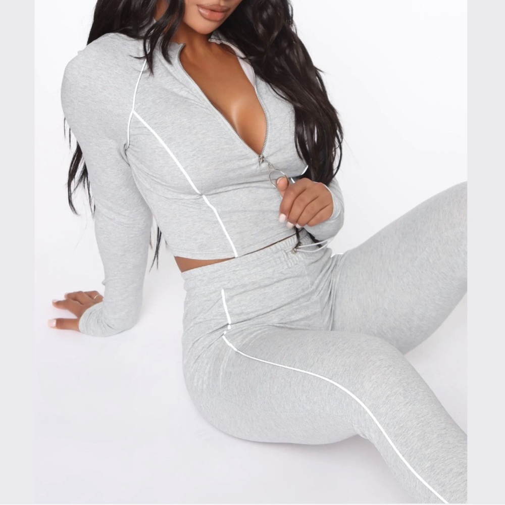 ✨Grey Friendly Competition Set, Small✨ - Picture 2 of 5